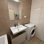 דירה Panoramic In Center With Private Parking Garage ברטיסלאבה