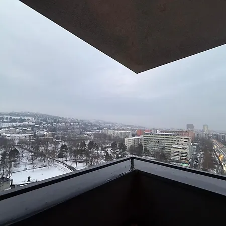 Panoramic In Center With Private Parking Garage 아파트