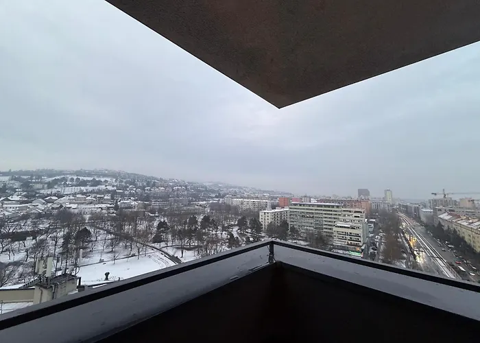 Panoramic In Center With Private Parking Garage Apartment