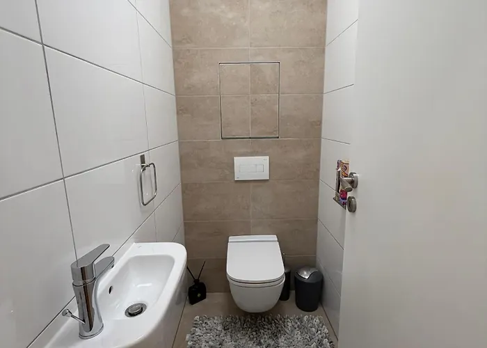 Apartment Panoramic In Center With Private Parking Garage Bratislava